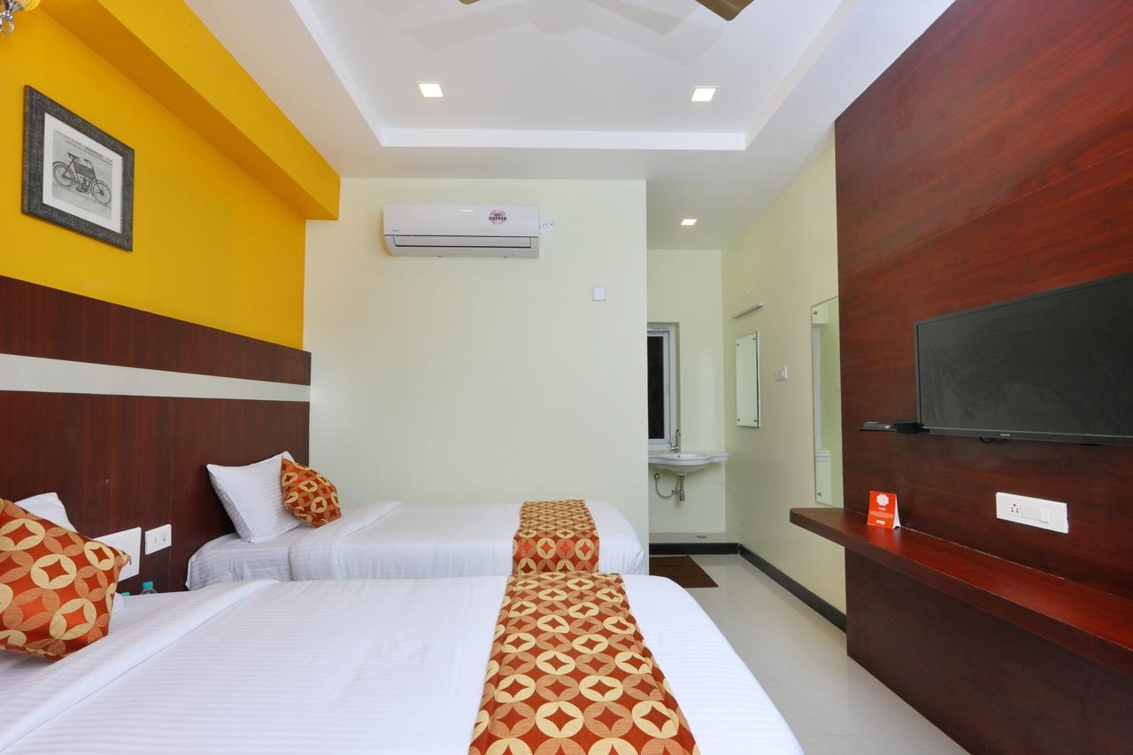 Oyo 15115 Hotel Ramcharan Residency Tirupati Buitenkant foto